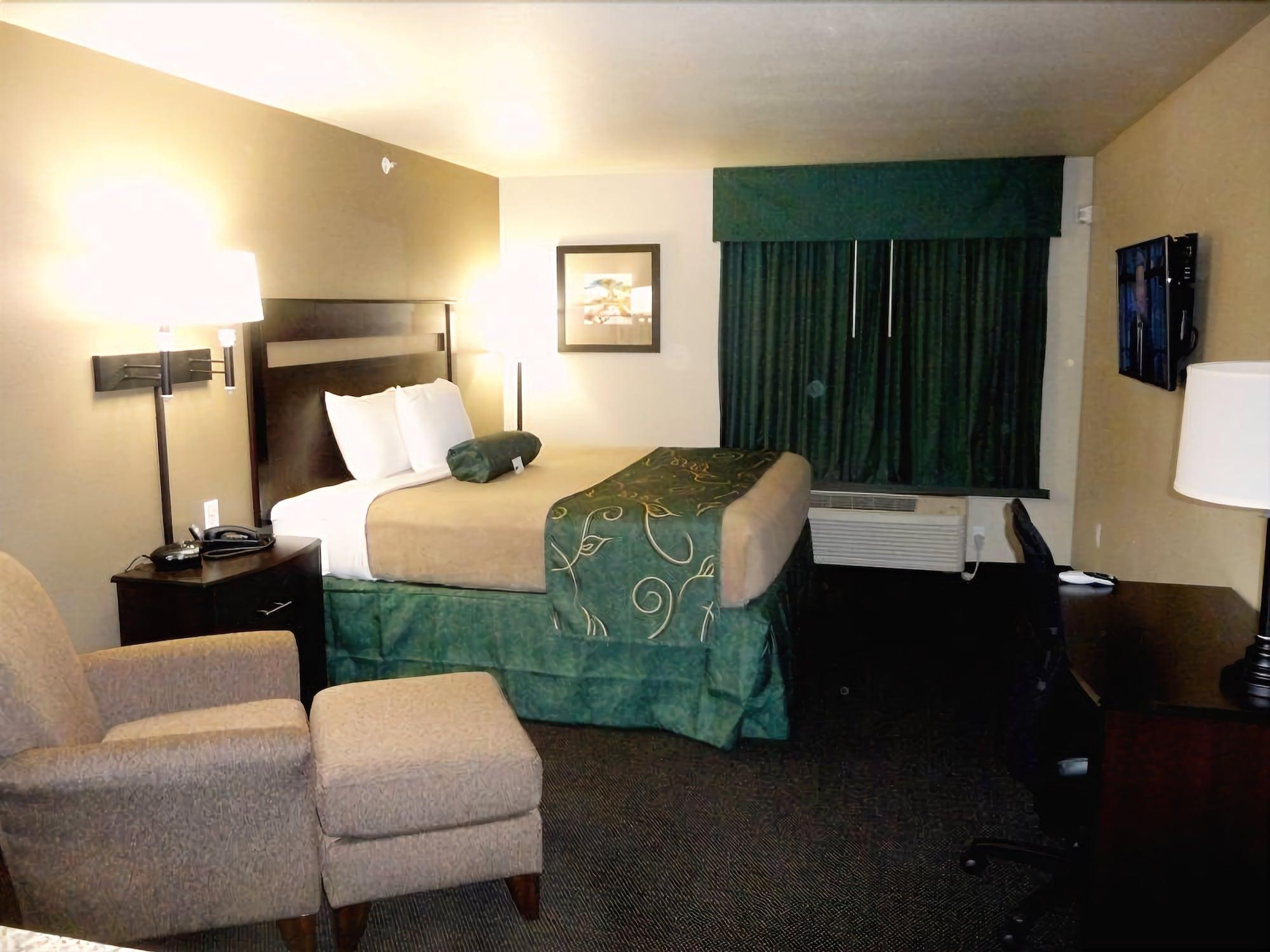 Baymont By Wyndham Glendive Hotel Bagian luar foto