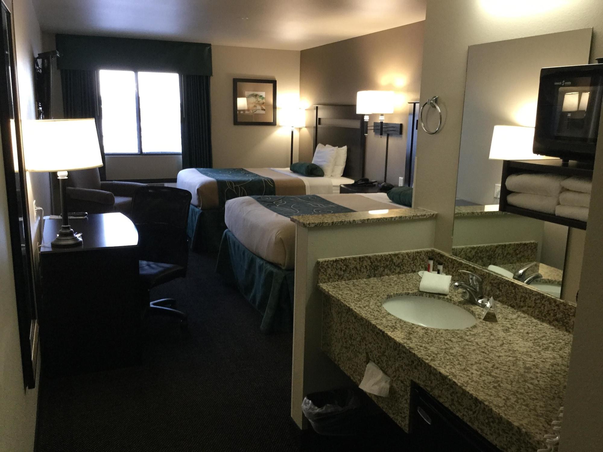 Baymont By Wyndham Glendive Hotel Bagian luar foto