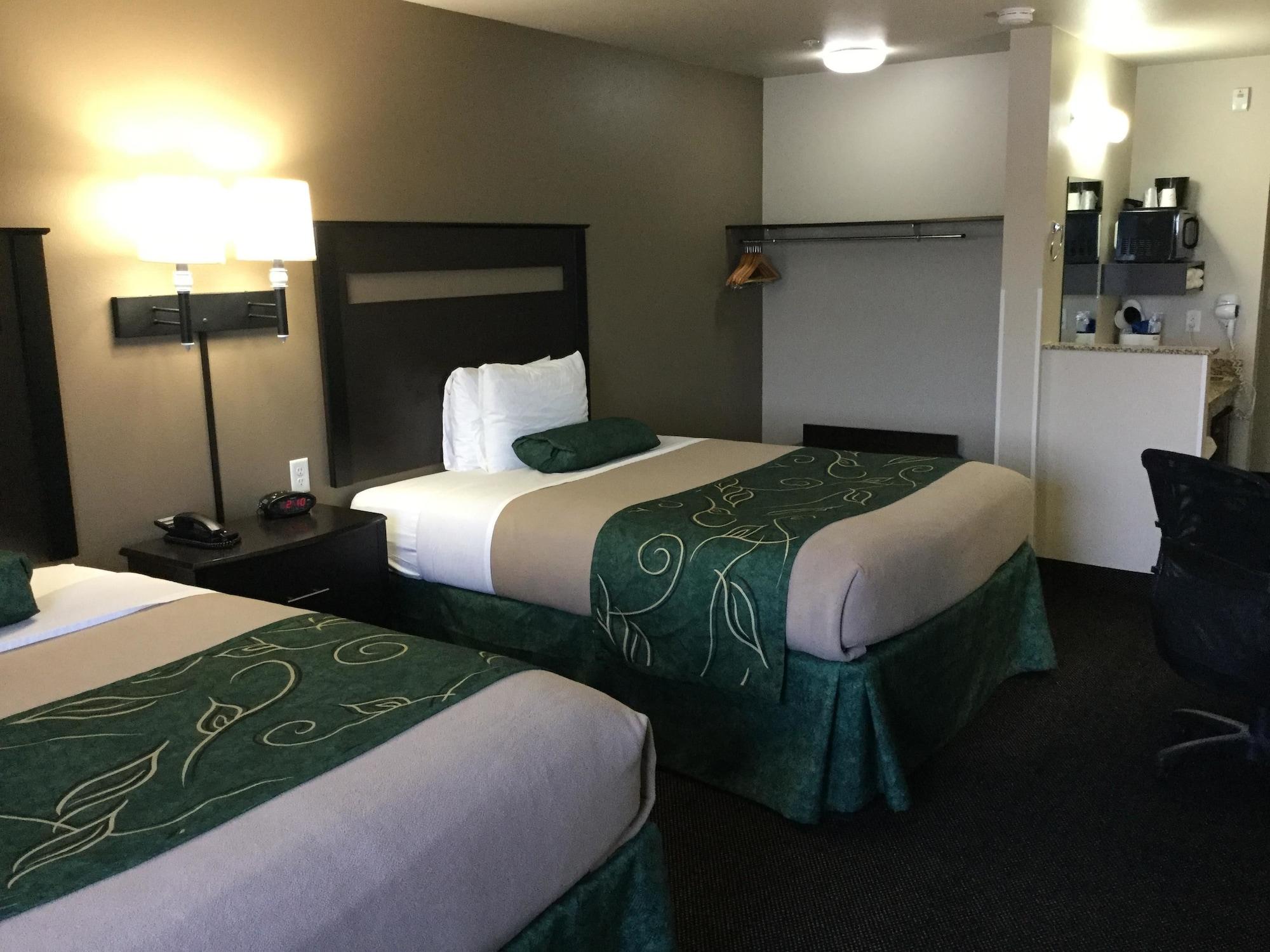 Baymont By Wyndham Glendive Hotel Bagian luar foto